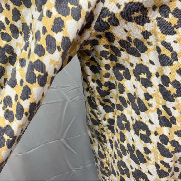 Cabi Providence Shirt Jacket #5854 Gray White Yellow‎ Print spring Woman’s large - Picture 5 of 15